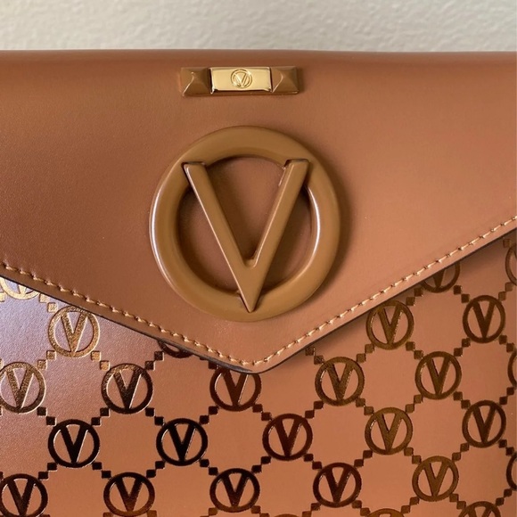 Valentino by Mario Valentino Clutch Crossbody Purse - Picture 4 of 8